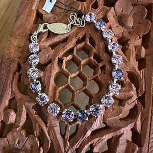 The garden Pittsburgh lilac reign 6mm Purple Crystal Bracelet 8” New